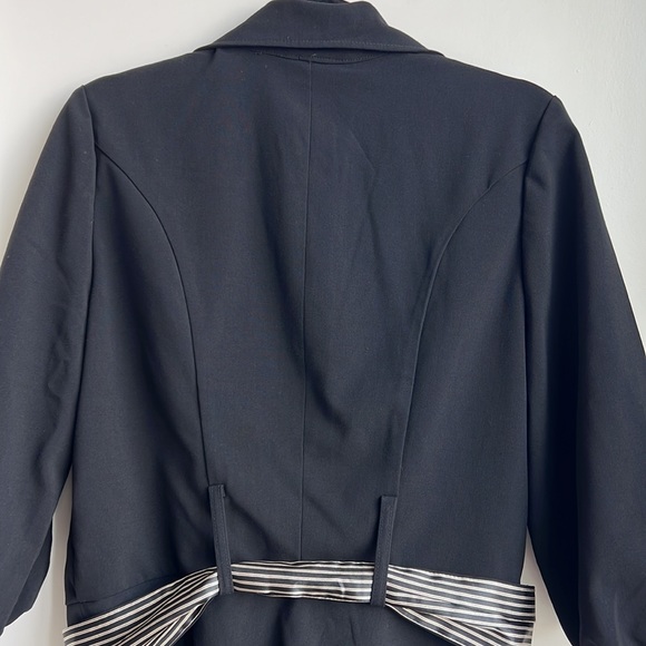 Torrid Belted Balloon Sleeves jacket - Picture 9 of 11